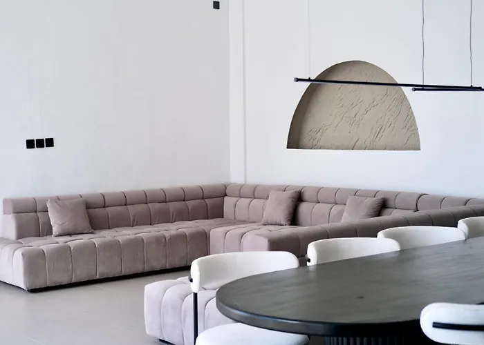 Apartahotel Nomad Mansion By Elevate Group Kerobokan