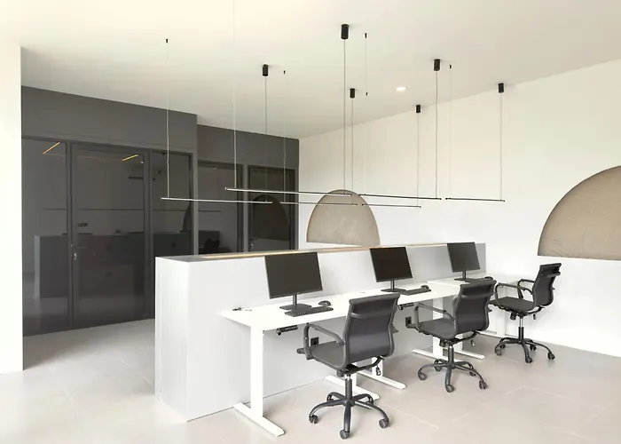 Nomad Mansion By Elevate Group